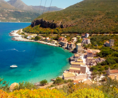 Peloponnese Minimoon