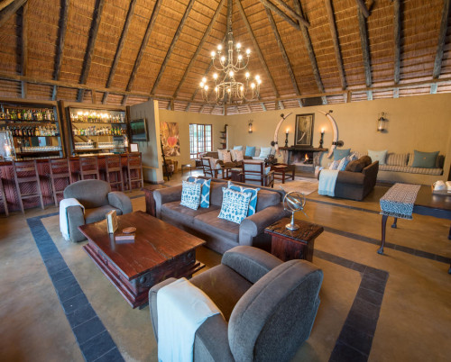 Kambaku Safari Lodge