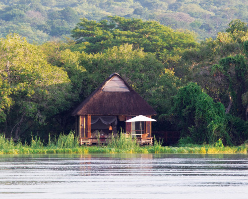 Royal Chundu River Lodge