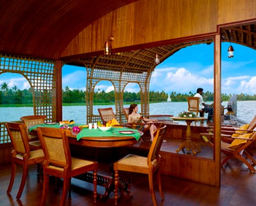 Kumarakom Houseboats