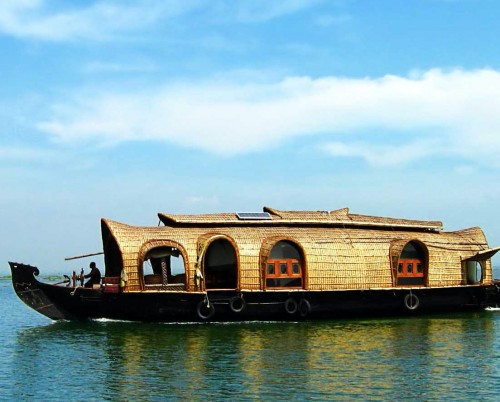 Kumarakom Houseboats