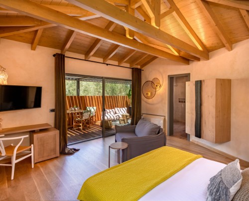 Anthemion Suites & Villas