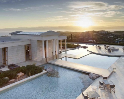 Amanzoe