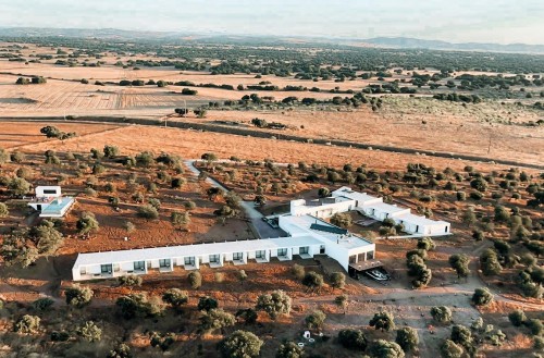 Montimerso SkyScape Country House