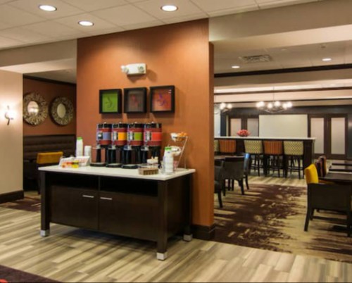 Hampton Inn & Suites by Hilton