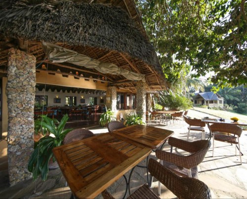 Kinasi Lodge