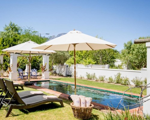 Macaron Guest House