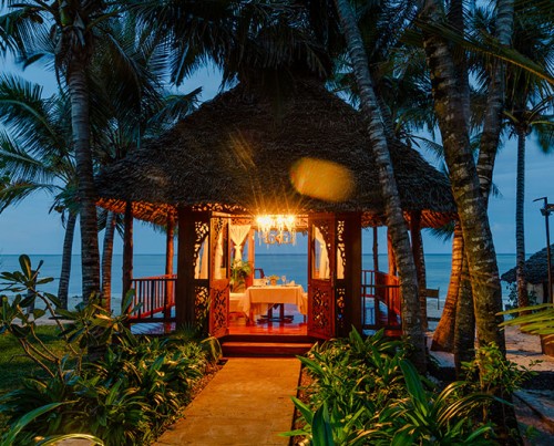 Breezes Beach Club