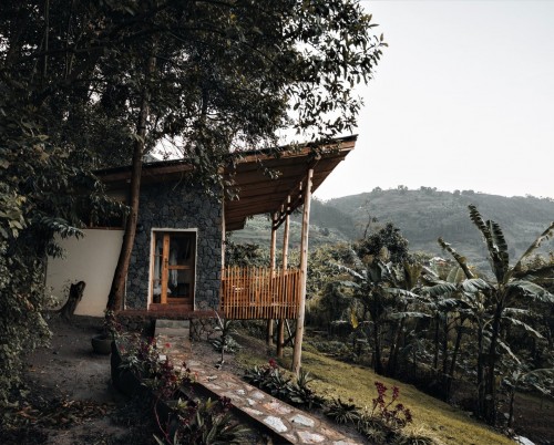 Mutanda Lake Resort