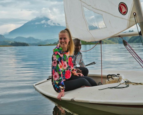 Mutanda Lake Resort