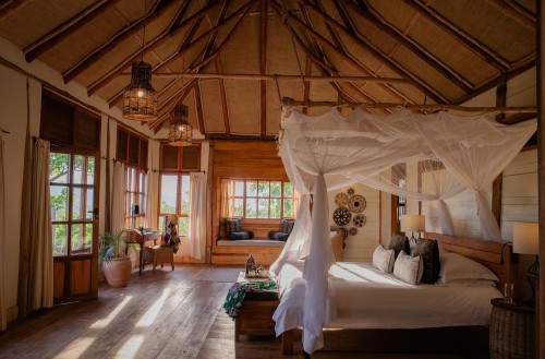 Kyambura Gorge Lodge