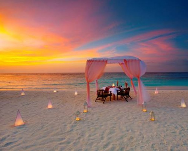 OBLU SELECT at Sangeli