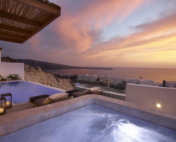 Santo Maris Luxury Suites