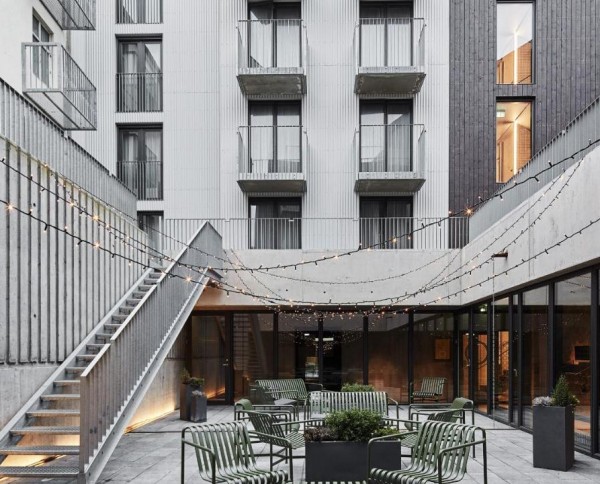 Exeter Hotel