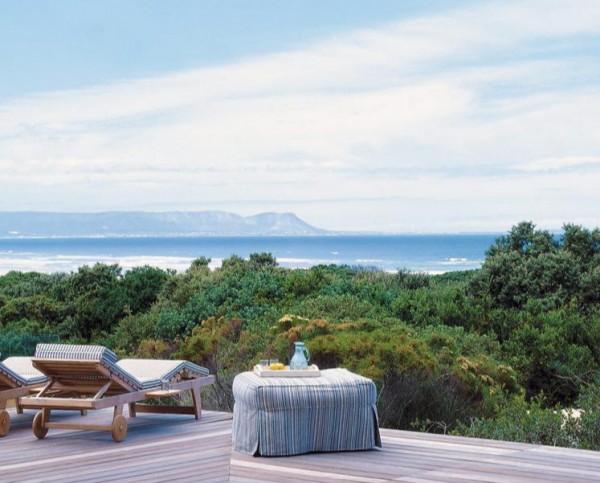 Mosselberg on Grotto Beach