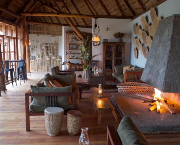 Papaya Lake Lodge