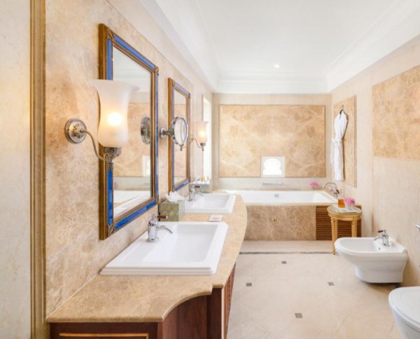 Taj Fateh Prakash Palace