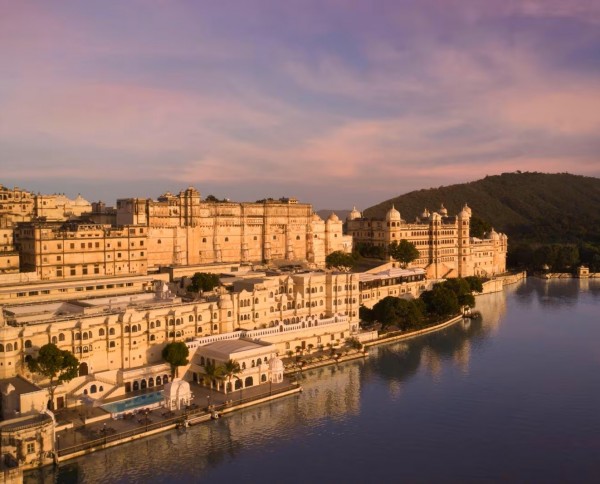 Taj Fateh Prakash Palace