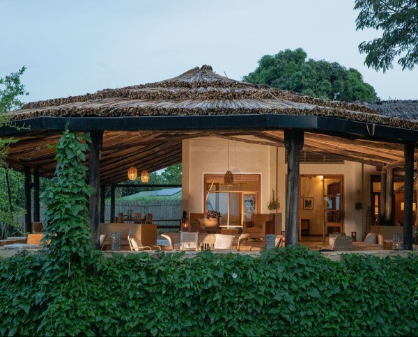 Kyambura Gorge Lodge