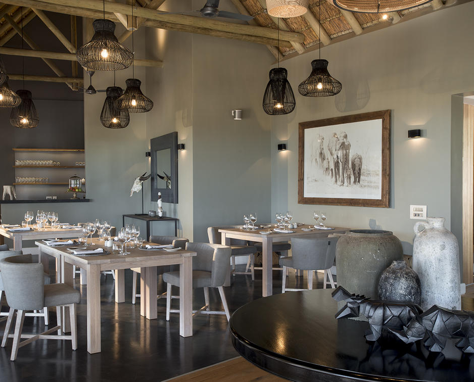Mhondoro Safari Lodge
