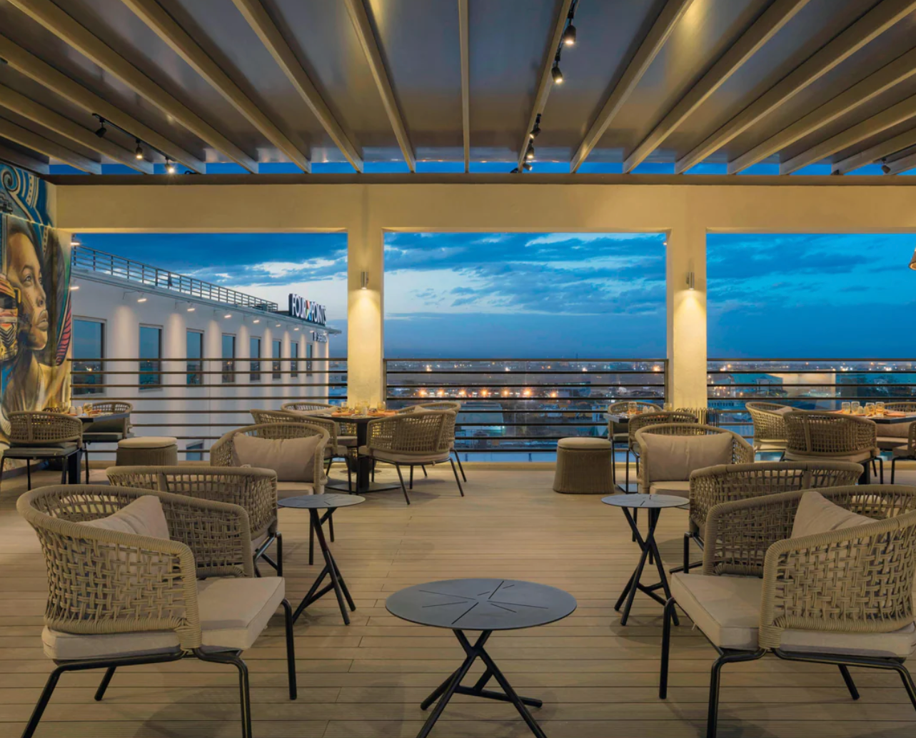 Four Points by Sheraton Airport Hotel