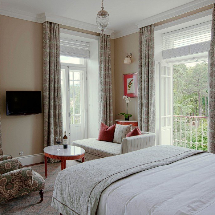 Privelige Room