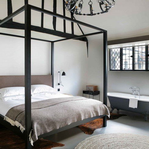 Courtyard Suite