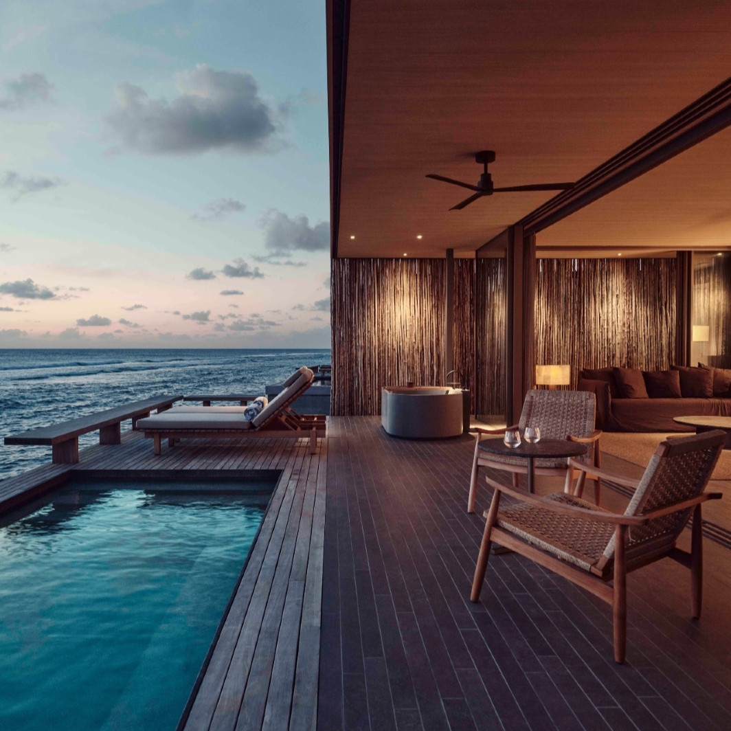 One Bedroom Water Pool Villa King