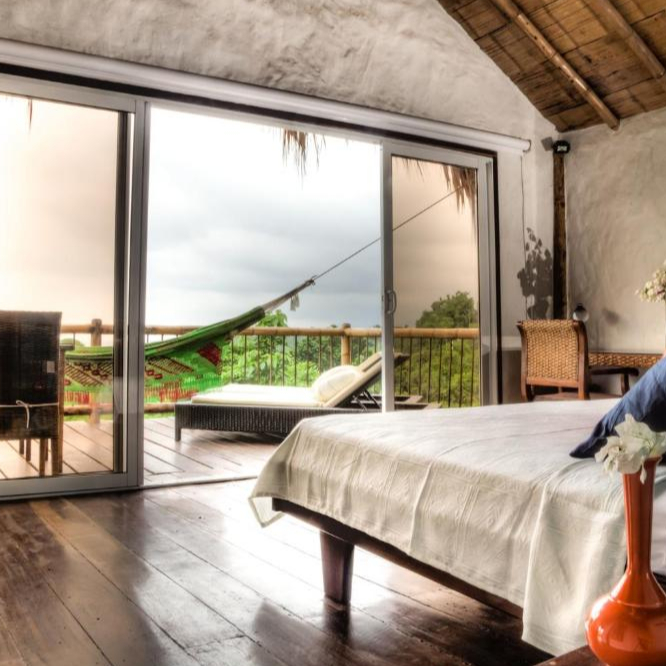 Bungalow with sea view