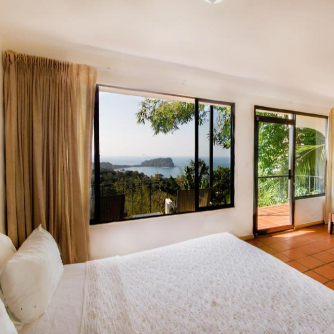 Standard Partial Ocean View Room